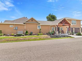 9203 Avenue G, Liverpool, TX 77577