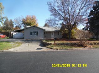 235 S Buchanan Ave, Eagle Point, OR 97524