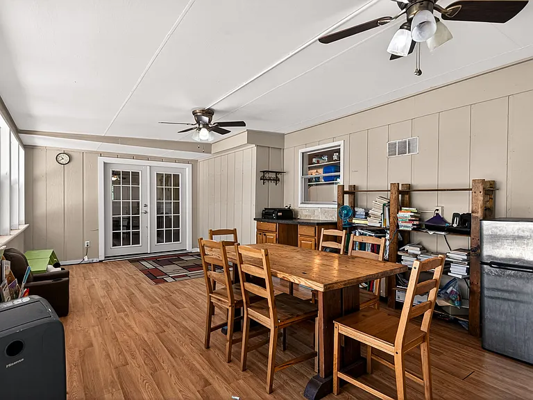 7239 Bridle Path — Photo 21