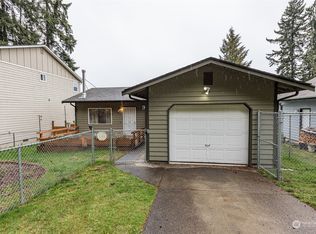 1735 W 16th St, Port Angeles, WA