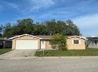 9610 Glen Moor Ln, Port Richey, FL 34668