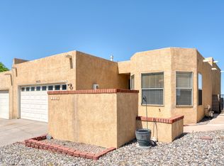 1415 Cumbres St NE, Albuquerque, NM 87112
