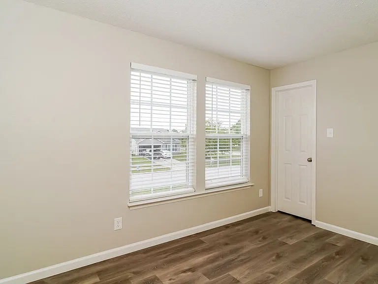 5609 Woodland Trace Blvd — Photo 12