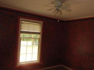 909 Strange Rd, Taylors, SC 29687