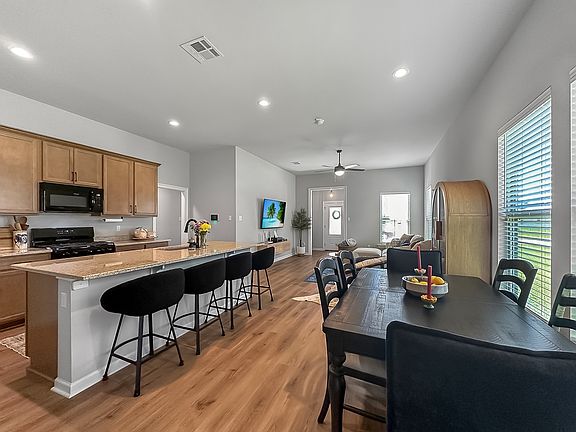 4th image of 125 Headland Dr