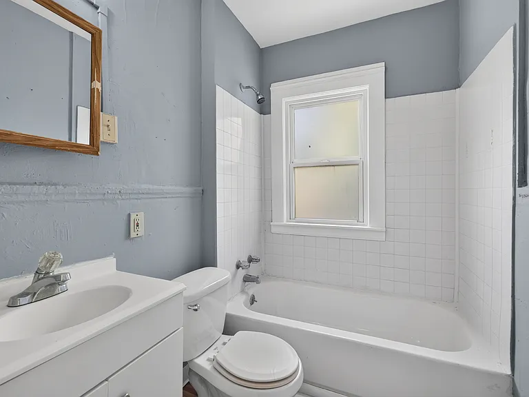9920-22 Somerset Ave #9920 — Photo 9