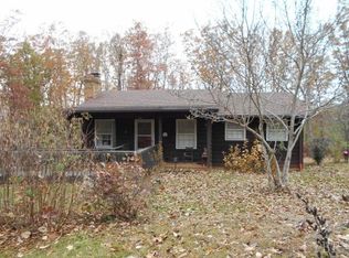 3817 Trent Hatchery Rd, Appomattox, VA 24522