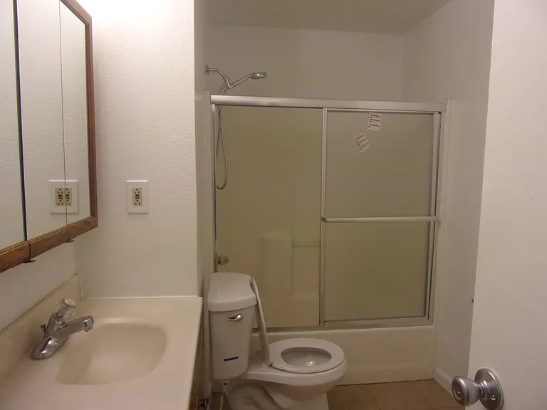 265 Solano Ln — Photo 17