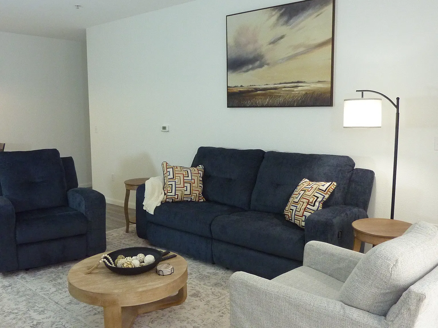 2 bed, 960 sqft, $1,675 — Photo 1