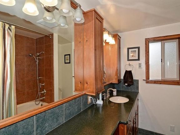 5th image of 5407 152nd St SW