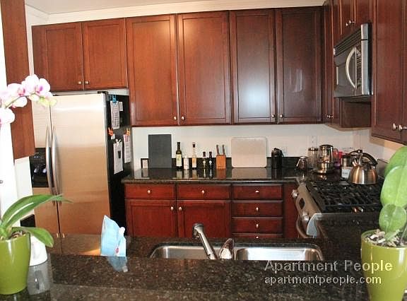 5th image of 420 E Waterside Dr Unit 2002