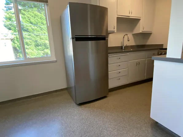 6049 Claremont Ave APT E, Oakland, CA 94618