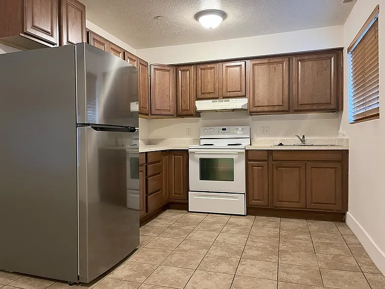 223 S Montgomery St #2 — Photo 1
