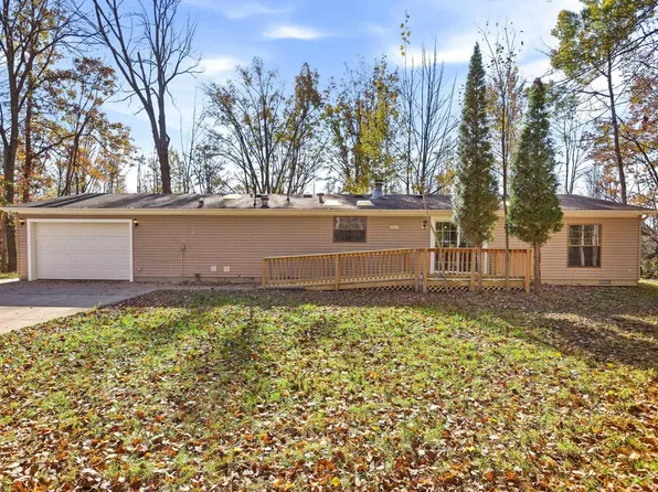 2646 E Shearer Rd, Midland, MI 48642