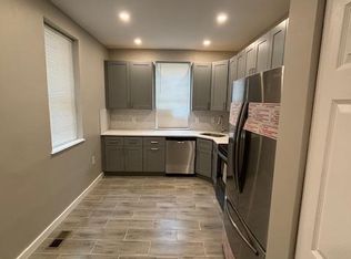1543 Page St, Philadelphia, PA 19121