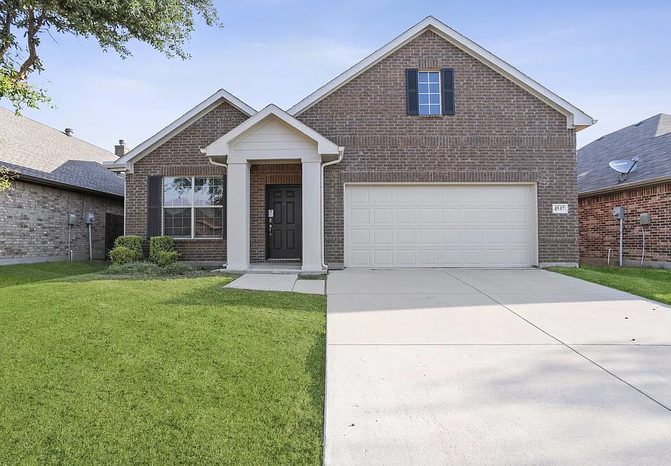 4537 Fern Valley Dr