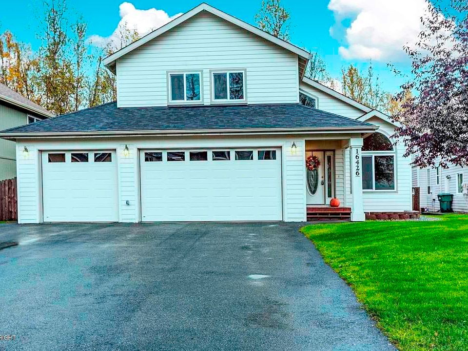1st image of 16426 Mills Park Cir