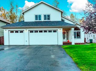 16426 Mills Park Cir, Eagle River, AK 99577