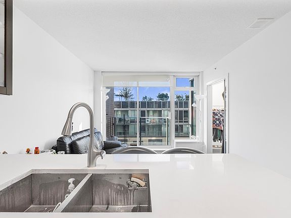 4th image of 5665 Boundary Rd #507