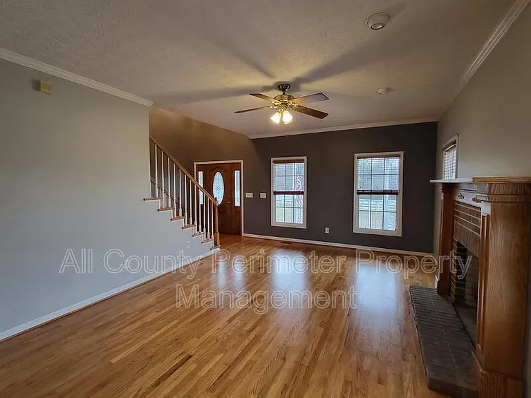 653 Glenn Gee Rd — Photo 7