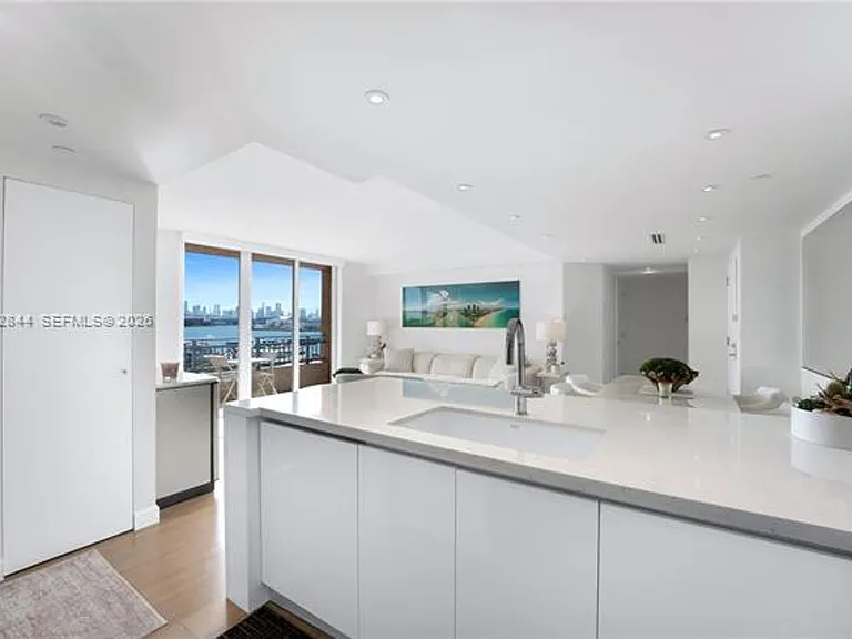 90 Alton Rd #3 — Photo 18