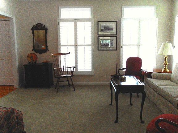 4th image of 2400 E Cedarwood Cir