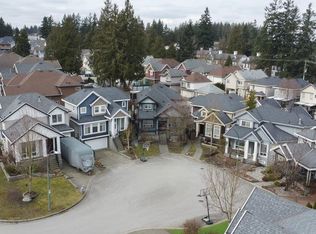 5977 151st St, Surrey, BC