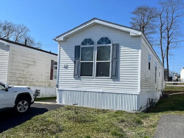 1830 Highway 35 Unit #4, Wall, NJ 07719