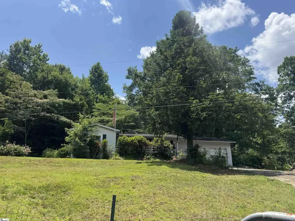 125 Pleasant Retreat Rd, Travelers Rest, SC 29690