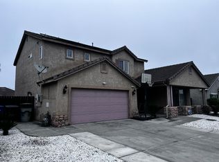 1950 W Rio Hondo Way, Hanford, CA 93230