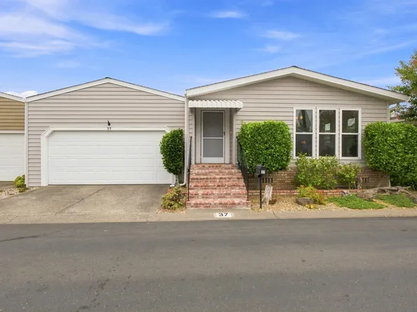 37 Falcon Crest Circle, Napa, CA 94558