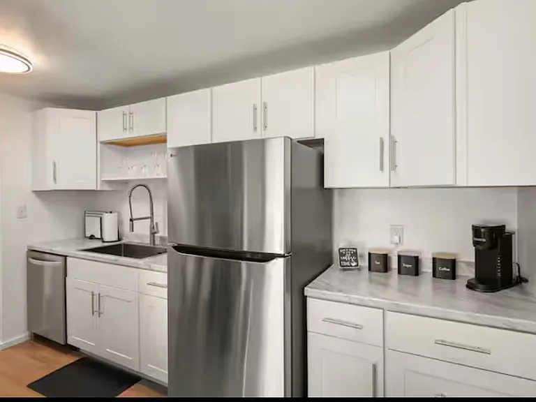 4505 Linden Ave N #202 — Photo 2