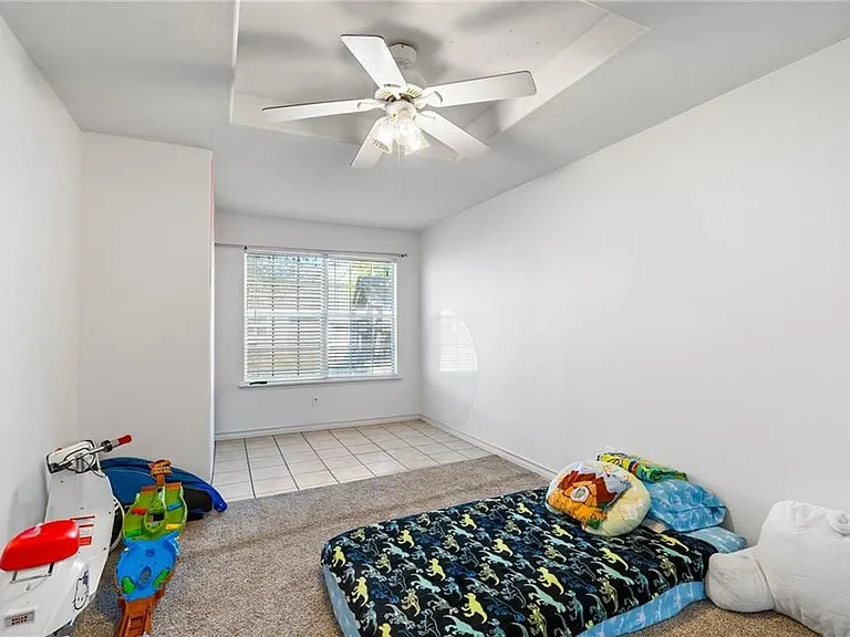 626 Caddo St — Photo 13