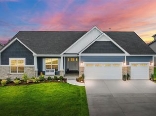 190 Royal Inverness Pkwy, Dardenne Prairie, MO 63368