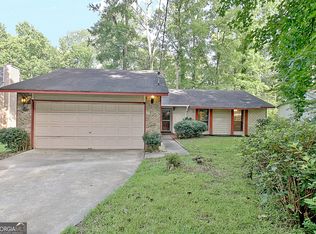 8541 Timber Lake Dr, Riverdale, GA 30296