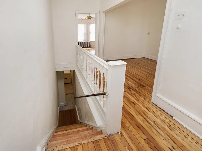 136 S 53rd St — Photo 39