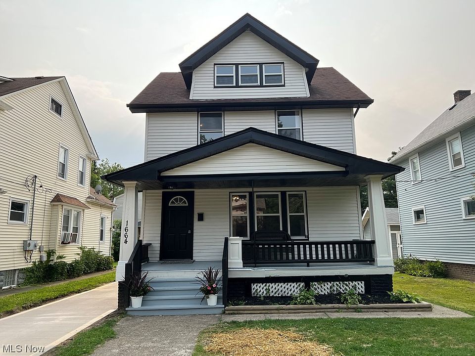 1st image of 1664 Roosevelt Ave