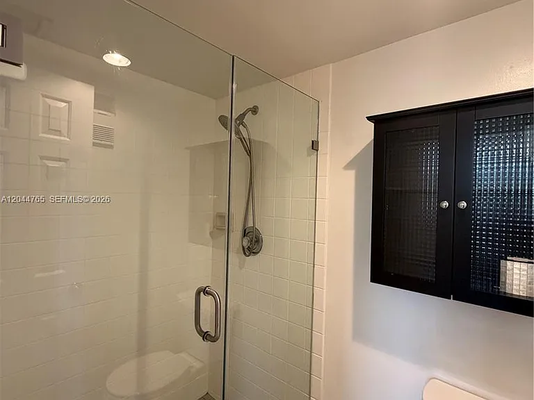 1705 Whitehall Dr #403 — Photo 34