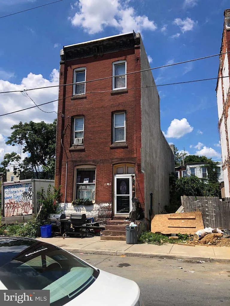 1912 N 24th St photo 1
