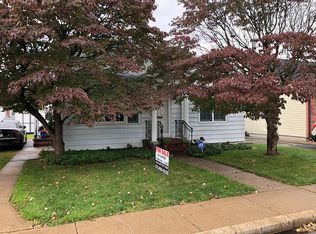 58 Seminary Pl, Forty Fort, PA 18704