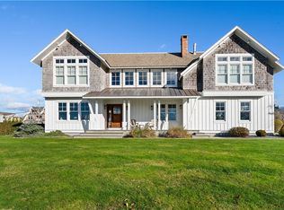 3 Doris Ter, Newport, RI 02840