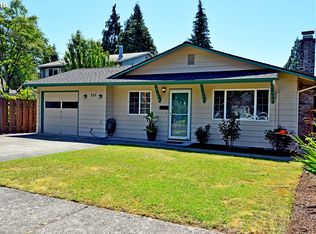 255 W Clarendon St, Gladstone, OR