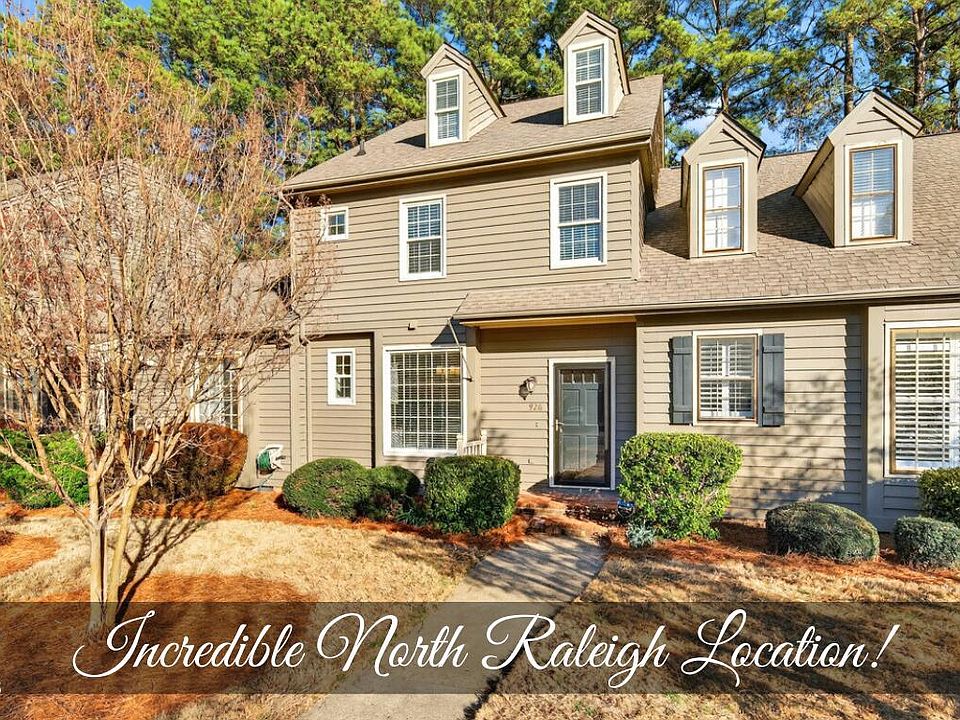 1st image of 926 Albany Ct