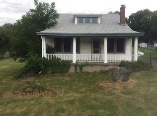 8406 Pippin Rd, Cincinnati, OH 45239