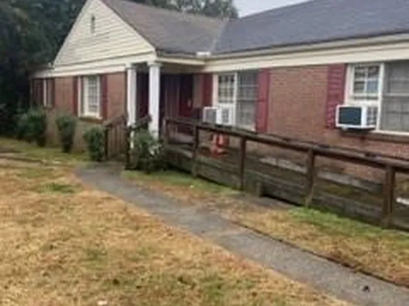 4410 W Argyle Dr, Charlotte, NC 28213