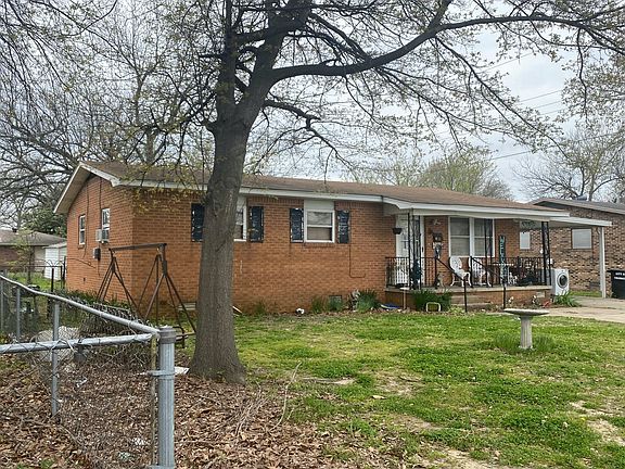 3rd image of 105 N Parkview Dr