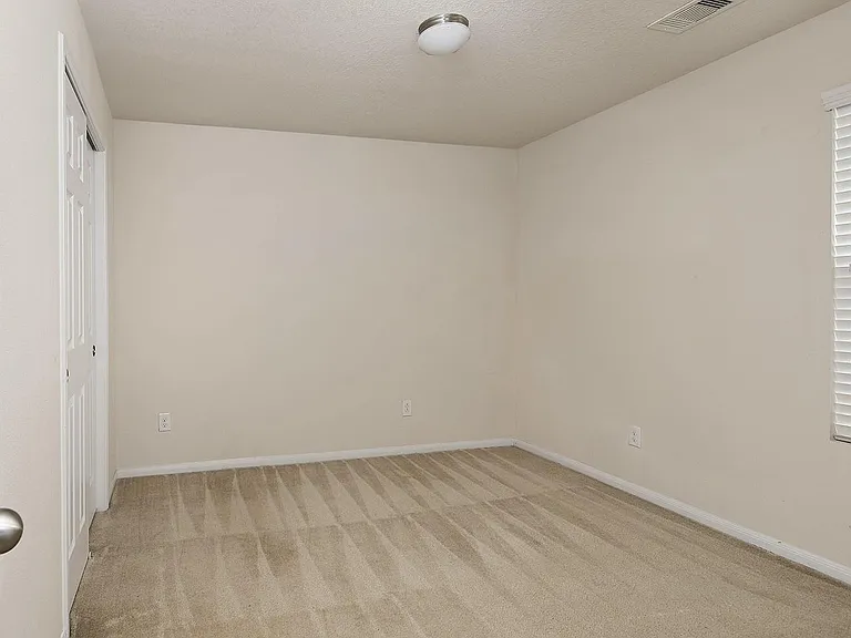 9960 Hyacinth Way — Photo 12