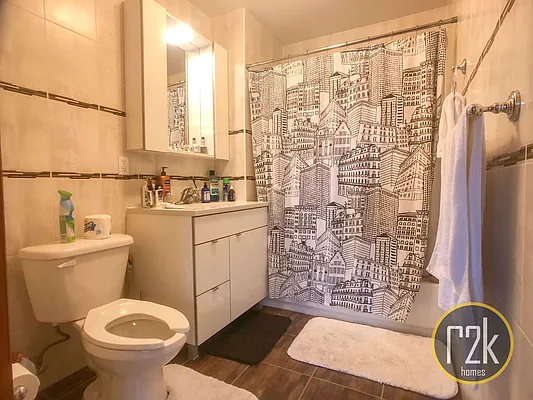 Rented by Realty 2000 Corp | media 26