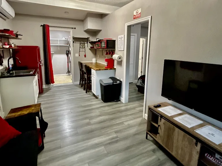 814 E 126th Ave #B — Photo 5