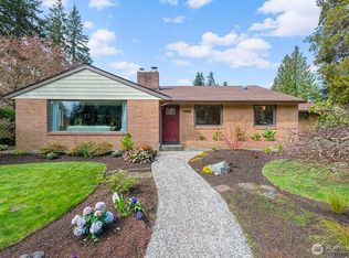 16003 32nd Avenue NE, Lake Forest Park, WA